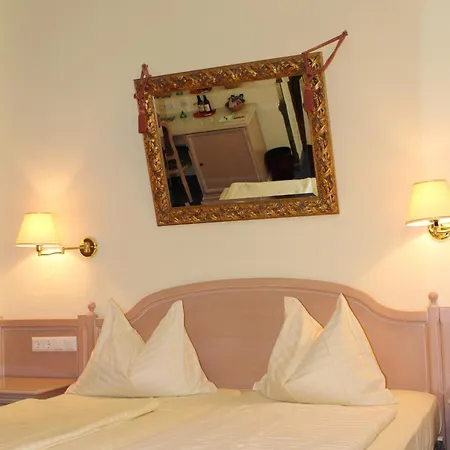 Altstadt Hotel Mosser Villach Mit Parkplatz-2
